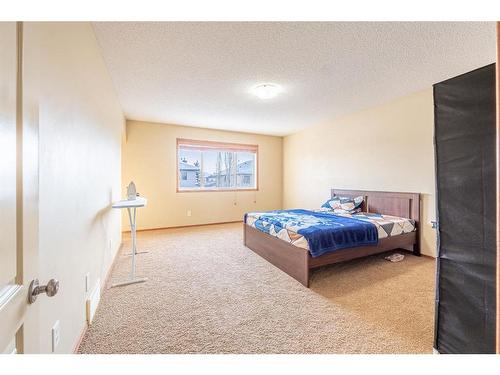 229 West Creek Boulevard, Chestermere, AB - Indoor Photo Showing Bedroom