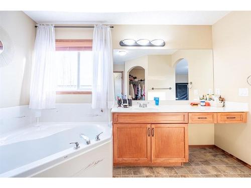 229 West Creek Boulevard, Chestermere, AB - Indoor Photo Showing Bathroom