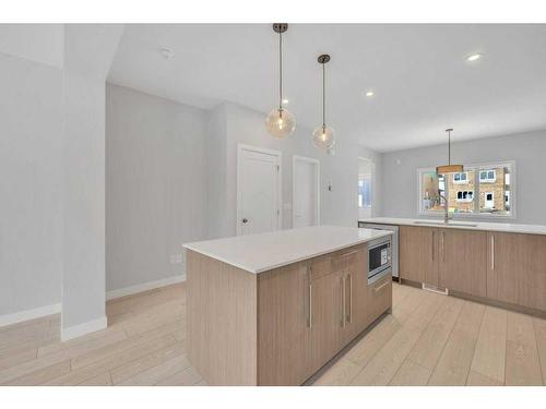 584 Dawson Drive, Chestermere, AB - Indoor Photo Showing Kitchen