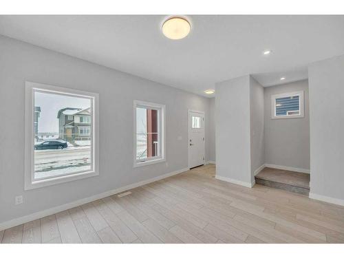 584 Dawson Drive, Chestermere, AB - Indoor Photo Showing Other Room