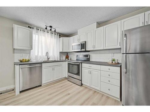 86 Abalone Crescent Ne, Calgary, AB - Indoor Photo Showing Kitchen