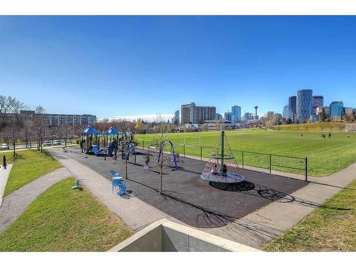 1004-123 4 Street Ne, Calgary, AB - Outdoor With View