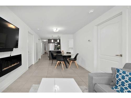 511-303 13 Avenue Sw, Calgary, AB - Indoor With Fireplace