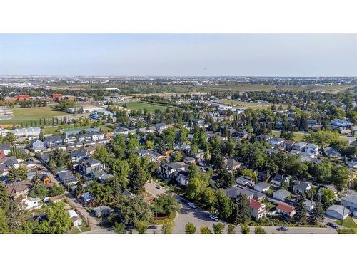 1112B Regent Crescent Ne, Calgary, AB - Outdoor With View