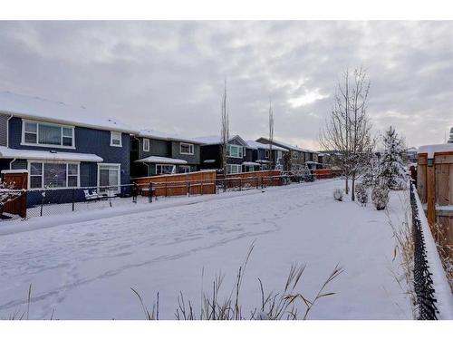 28 Crestbrook Way Sw, Calgary, AB - Outdoor