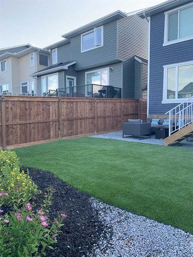 28 Crestbrook Way Sw, Calgary, AB - Outdoor