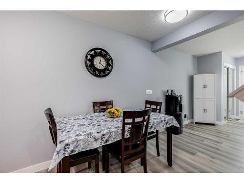 511 Windstone Common Sw, Airdrie, AB - Indoor Photo Showing Dining Room