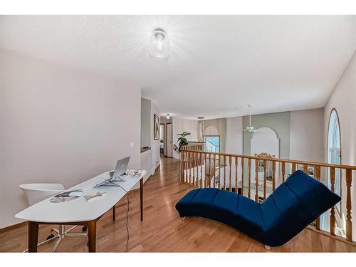 108 Citadel Circle Nw, Calgary, AB - Indoor