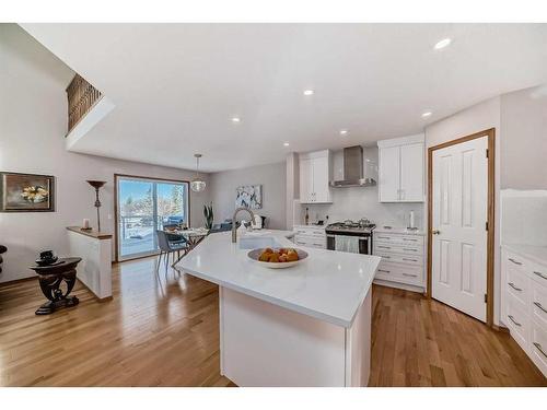 108 Citadel Circle Nw, Calgary, AB - Indoor Photo Showing Kitchen With Upgraded Kitchen