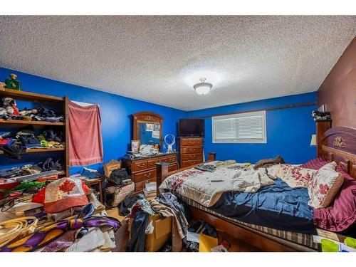 4-722 4A Street Ne, Calgary, AB - Indoor Photo Showing Bedroom