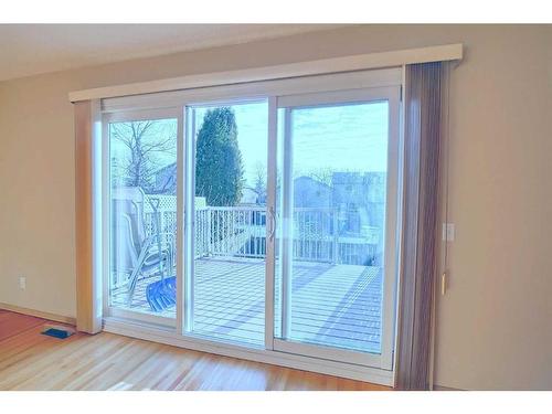 1290 Ranchlands Road Nw, Calgary, AB - Indoor Photo Showing Other Room