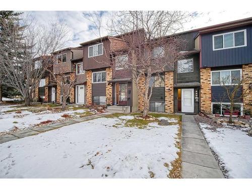 1290 Ranchlands Road Nw, Calgary, AB - Outdoor With Facade