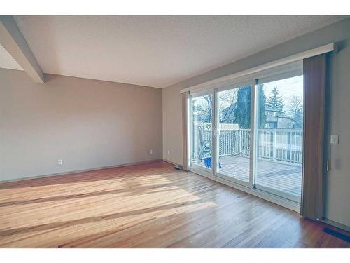 1290 Ranchlands Road Nw, Calgary, AB - Indoor Photo Showing Other Room