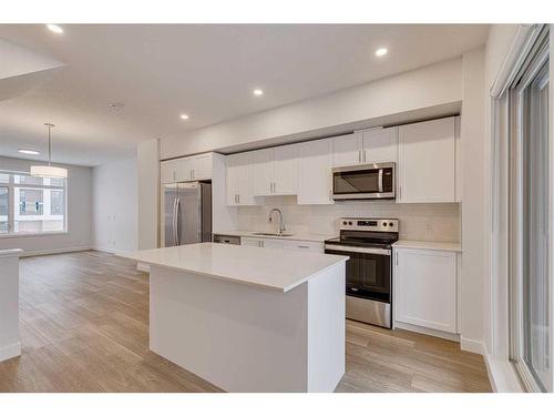 222-8500 19 Avenue Se, Calgary, AB - Indoor Photo Showing Kitchen With Upgraded Kitchen