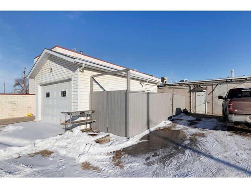 223 6 Street, Beiseker, AB 