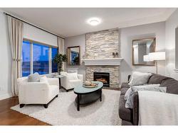 38-39 Strathlea Common SW Calgary, AB T3H 5P8