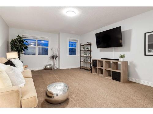 38-39 Strathlea Common Sw, Calgary, AB - Indoor