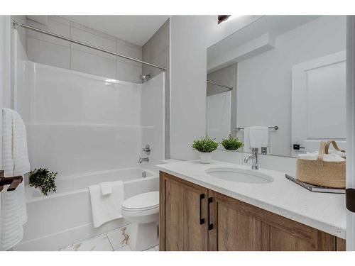 209 Homestead Terrace Ne, Calgary, AB - Indoor Photo Showing Bathroom