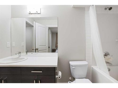 459 Canals Crossing Sw, Airdrie, AB - Indoor Photo Showing Bathroom