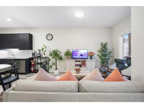 459 Canals Crossing Sw, Airdrie, AB - Indoor Photo Showing Living Room