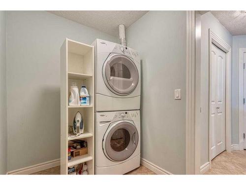 335-60 Royal Oak Plaza Nw, Calgary, AB - Indoor Photo Showing Laundry Room