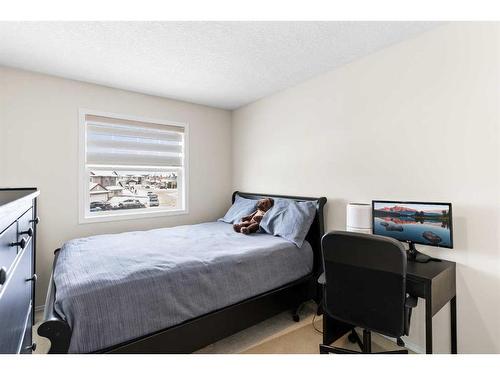 343 Taracove Estate Drive Ne, Calgary, AB - Indoor Photo Showing Bedroom