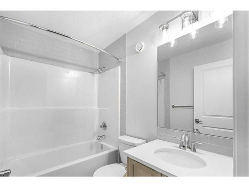 127 Aquila Drive Nw, Calgary, AB - Indoor Photo Showing Bathroom