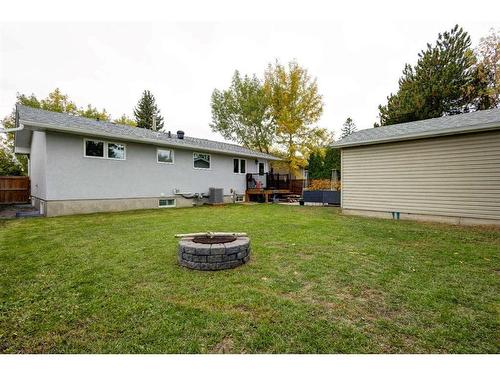 9616 Alcott Road Se, Calgary, AB - Outdoor With Backyard With Exterior