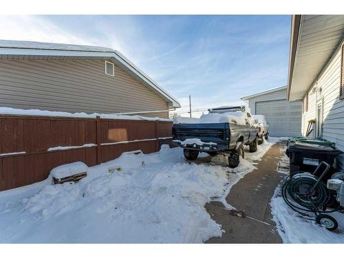 1101 40 Street Se, Calgary, AB - Outdoor With Exterior