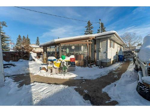 1101 40 Street Se, Calgary, AB - Outdoor