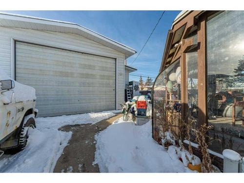 1101 40 Street Se, Calgary, AB - Outdoor