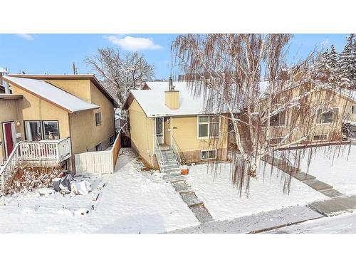 1801B 41 Street Nw, Calgary, AB - Outdoor With Deck Patio Veranda