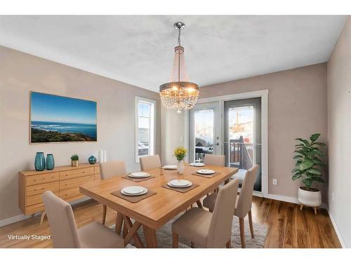 1801B 41 Street Nw, Calgary, AB - Indoor Photo Showing Dining Room