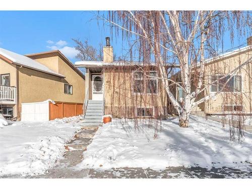 1801B 41 Street Nw, Calgary, AB - Outdoor