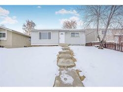 208 Falconridge Crescent NE Calgary, AB T3E 3R5