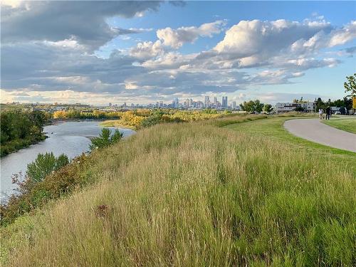 432 Lynnover Way Se, Calgary, AB - Outdoor With View