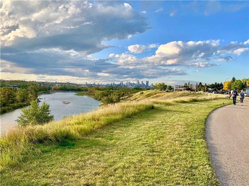 432 Lynnover Way Se, Calgary, AB - Outdoor With View