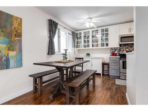 10-1739 24A Street Sw, Calgary, AB - Indoor