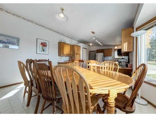 33567 Highway 584, Rural Mountain View County, AB - Indoor Photo Showing Dining Room