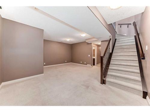 4432 20 Avenue Nw, Calgary, AB - Indoor