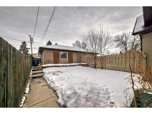 4432 20 Avenue Nw, Calgary, AB - Outdoor