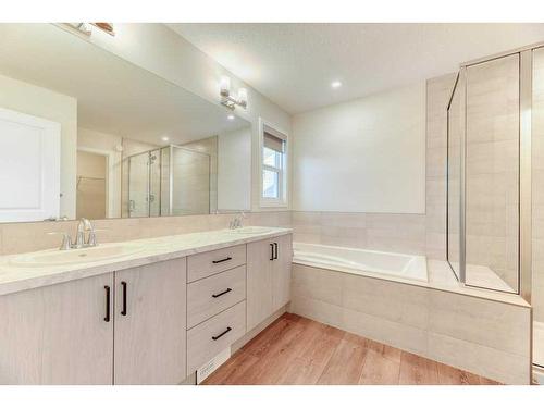 81 Legacy Reach Crescent Se, Calgary, AB - Indoor Photo Showing Bathroom