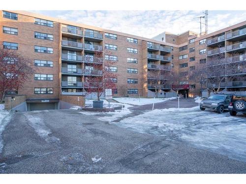 304-30 Mchugh Court Ne, Calgary, AB - Outdoor With Balcony With Facade