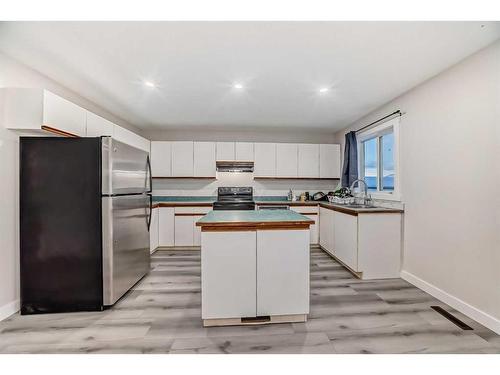 68 Martinbrook Link Ne, Calgary, AB - Indoor Photo Showing Kitchen