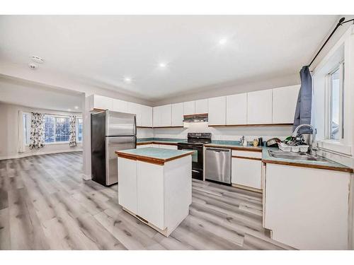 68 Martinbrook Link Ne, Calgary, AB - Indoor Photo Showing Kitchen