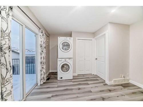 68 Martinbrook Link Ne, Calgary, AB - Indoor Photo Showing Laundry Room