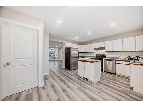 68 Martinbrook Link Ne, Calgary, AB - Indoor Photo Showing Kitchen