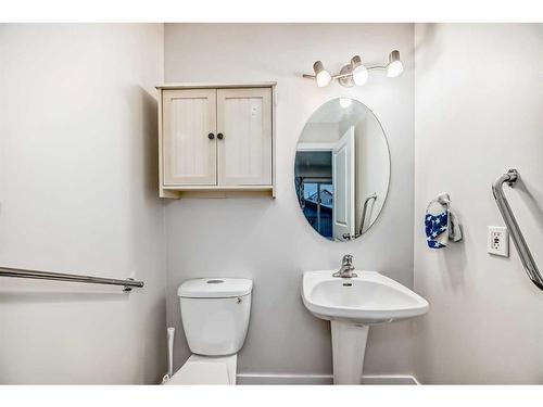 68 Martinbrook Link Ne, Calgary, AB - Indoor Photo Showing Bathroom