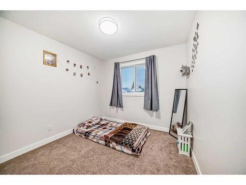 68 Martinbrook Link Ne, Calgary, AB - Indoor Photo Showing Bedroom