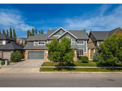 8220 9 Avenue Sw, Calgary, AB - Outdoor With Facade